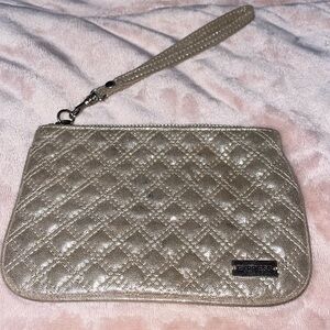 EXPRESS LUXURY WRISTLET
